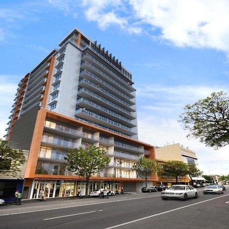 Vision On Morphett Adelaide Central Buitenkant foto