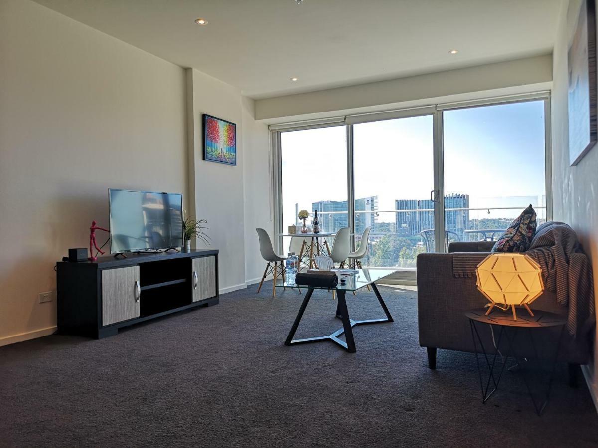 Vision On Morphett Adelaide Central Buitenkant foto
